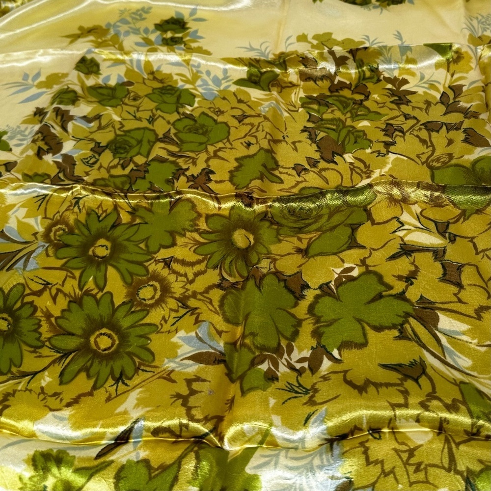 Vintage Floral Square Scarf 28” Olive Green Gold Cottagecore Retro - Picture 3 of 6